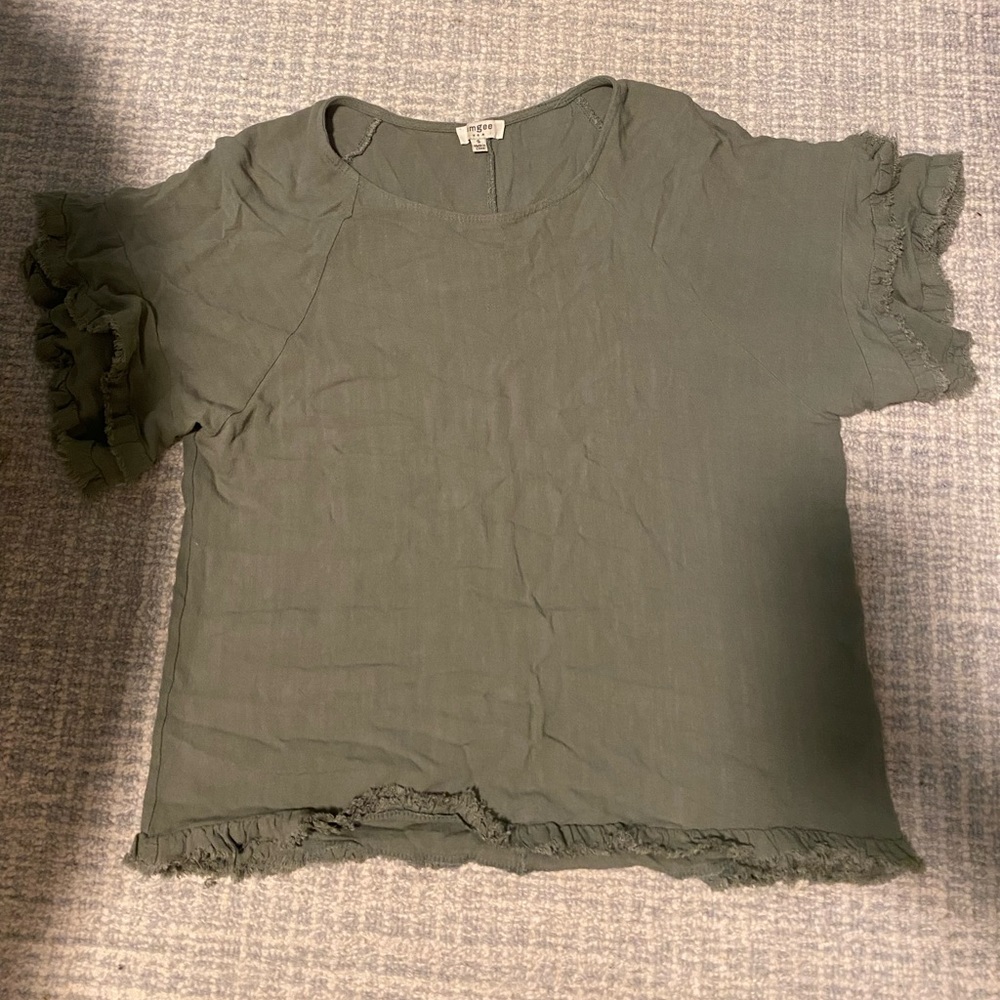 Umgee Women's Ruffle Sleeve Frayed Hem Top